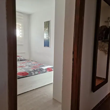 Schoenes Haus In Pomer Mit Privatem Parkplatz By Interhome Casa vacanze